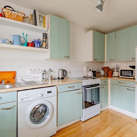 Characterful 1 Bedroom Flat Close To Dlr Londýn Exteriér fotografie